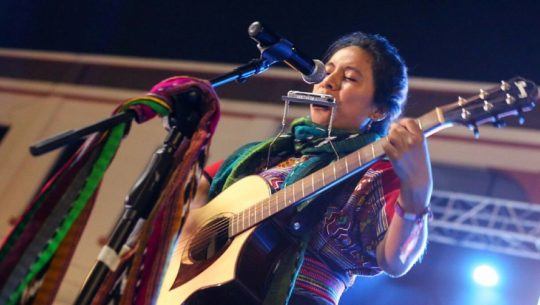 sara-curruchich-anuncio-concierto-damnificados-depresion-tropical-eta