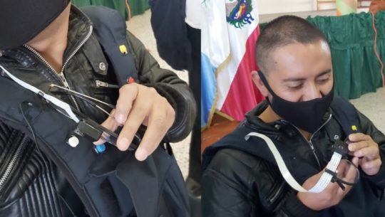 Estudiantes de ingeniería de Quetzaltenango crearon dispositivo para personas con ceguera