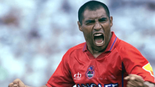 Juan Carlos Plata está en el top 10 de los máximos goleadores en un mismo club