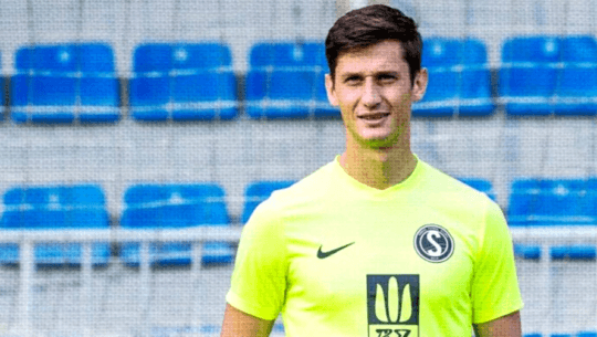 Nicholas Hagen fue entrevistado por el Sabail FC en su aventura por la liga de Azerbaiyán