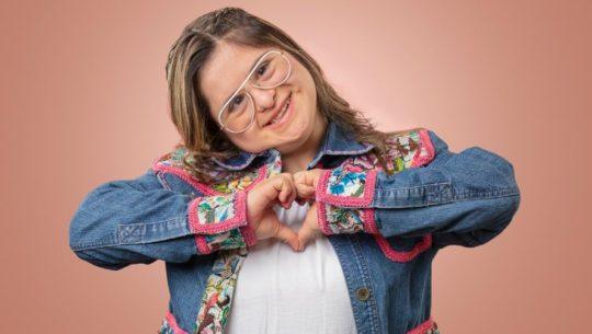 disenadora-guatemalteca-isabella-springmuhl-destaco-reportaje-univision