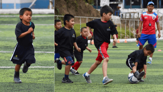 Elmer, el niño originario de Cahabón apasionado al fútbol que juega con botas de hule