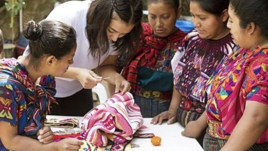 arte-sano-proyecto-ayuda-artesanos-guatemaltecos-destacado-vogue