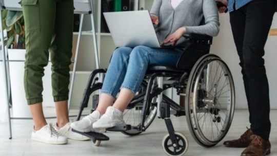 como-participar-primera-feria-del-empleo-discapacitados-guatemala