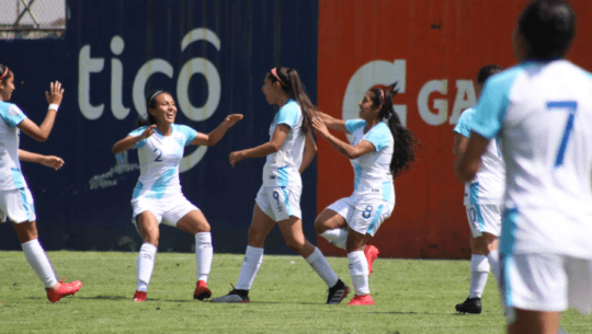 Selección femenina de Guatemala ganó 3-1 a Panamá en su primer juego amistoso del 2021