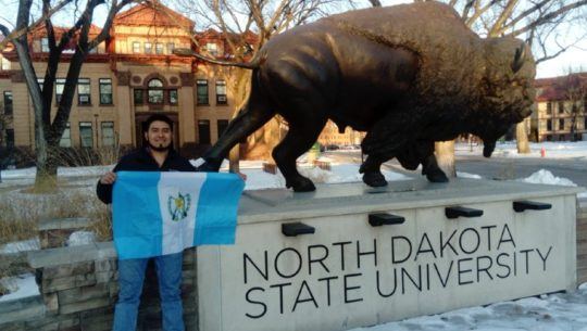 Convocatoria de becas Fulbright 2022 para guatemaltecos, junio-agosto 2021