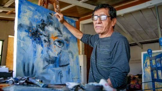 Juan Manuel Sisay, el artista de Santiago Atitlán que destacó con sus obras en el extranjero