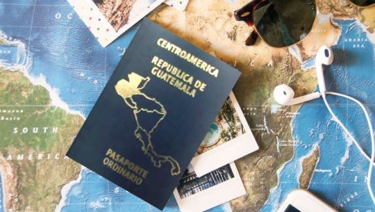 Pasaporte guatemalteco elegido entre los más poderosos del mundo, según Ranking Mundial 2021