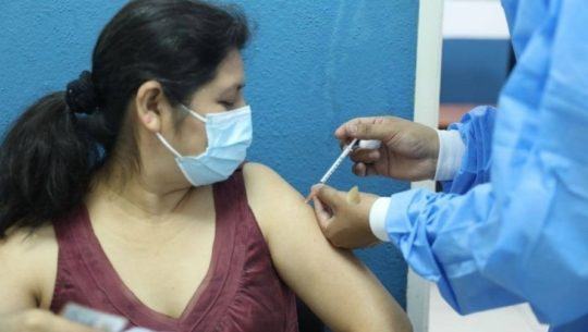 cadena nacional del presidente Guatemala julio vacunas