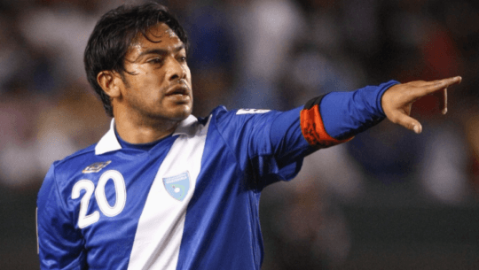 Cuenta oficial de Copa Mundial destacó a Carlos Ruiz como máximo goleador de Eliminatorias