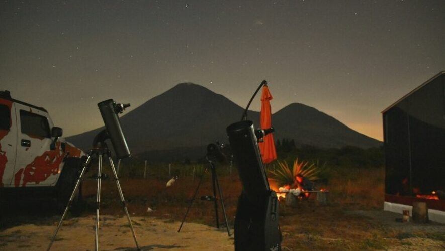 Noche de luna llena en el Hostal y Observatorio Luz de Luna, Villa Canales | Marzo 2022
