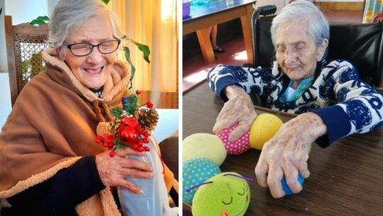 Abuelitos del Hogar de Ancianas San Vicente de Paúl venden cascarones para la época