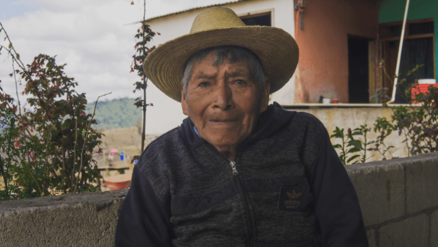 Don Martin Sis, el pionero de las rutas turísticas en el volcán Acatenango