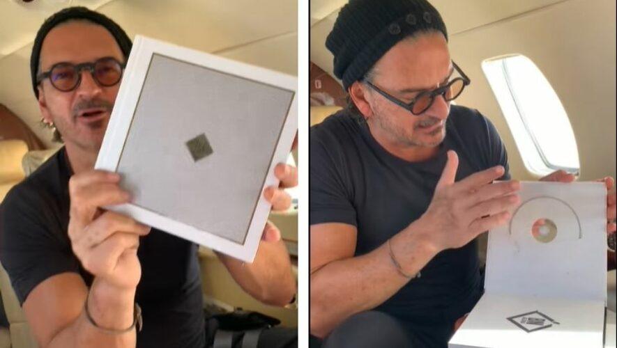 El cantautor guatemalteco Ricardo Arjona publicó su libro Blanco y Negro