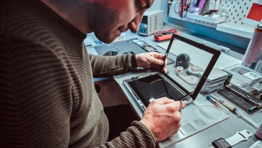 Curso gratuito de reparación de computadoras y electricidad básica, Ciudad de Guatemala