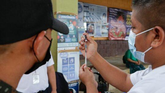 Centros de vacunación que estarán abiertos durante Semana Santa 2022