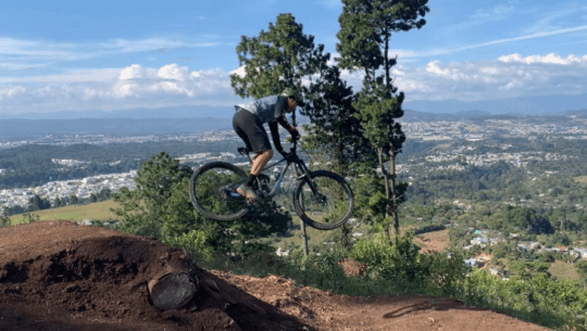 Las Alturas Extreme Park, el nuevo parque de MTB en la Ciudad de Guatemala