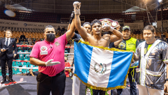Lester Martínez comienza a palpitar su debut oficial en Las Vegas, Estados Unidos
