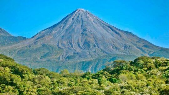 Medio internacional destacó al Volcán Tacaná como uno de los más impresionantes