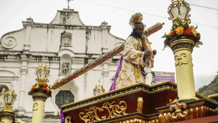 Procesi&oacute;n de la Consagrada Imagen de Jes&uacute;s Nazareno de la Humildad en Antigua Guatemala | Abril 2022