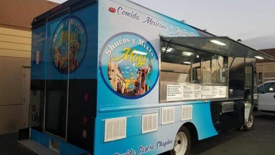Shucos y Mixtas Magi, el foodtruck de comida guatemalteca que recorre California,