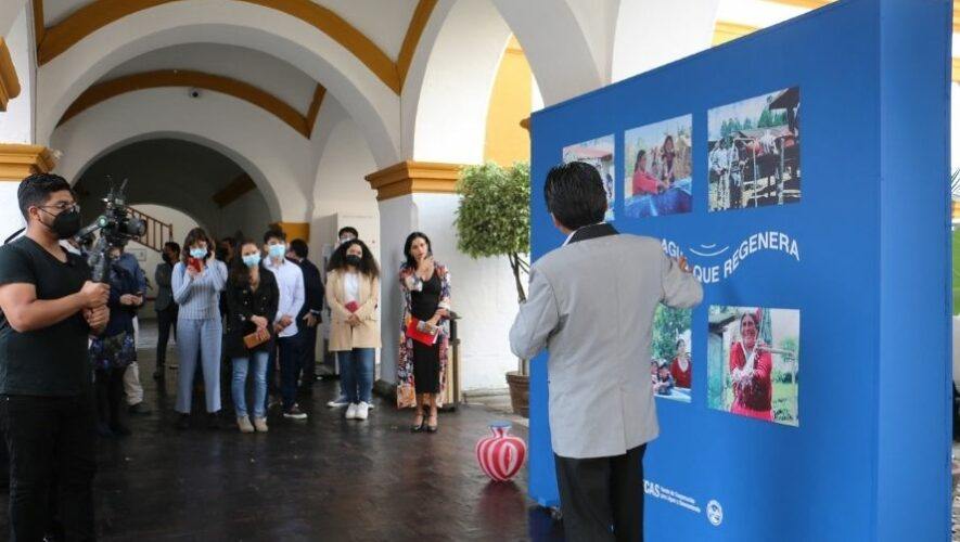 Puertas abiertas, visitas guiadas en la biblioteca de la Cooperaci&oacute;n Espa&ntilde;ola de Antigua Guatemala | Abril 2022