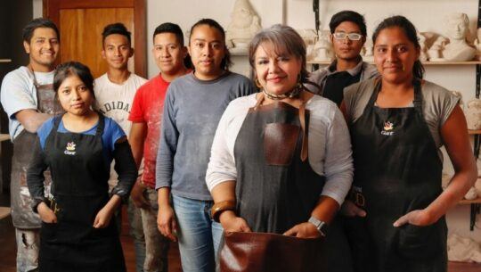 Leonora Monroy, la guatemalteca que con su emprendimiento, Cerámica Las Marías, apoya a mujeres