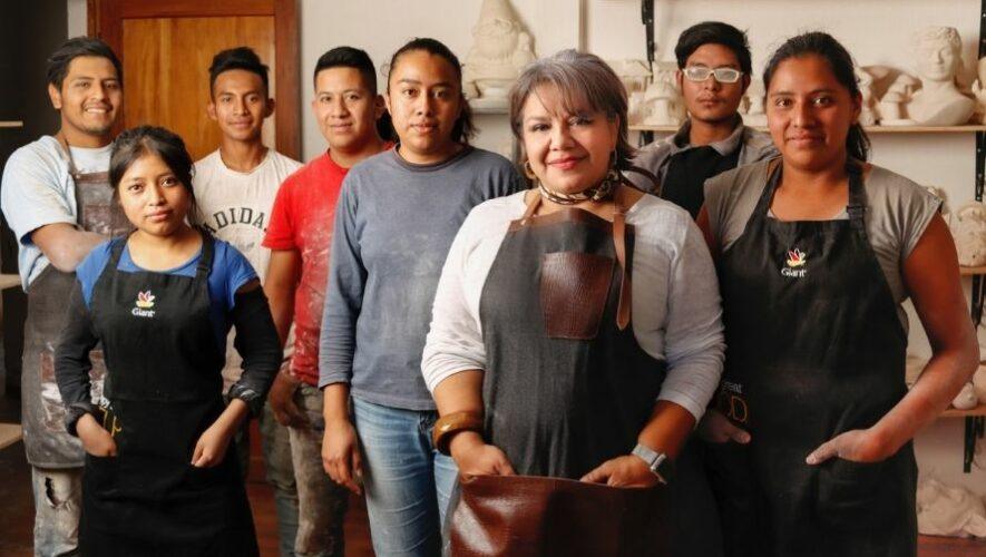 Leonora Monroy, la guatemalteca que con su emprendimiento, Cerámica Las Marías, apoya a mujeres