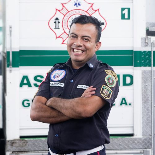 Gerson Hernádez dueño de Fox, bombero municipal