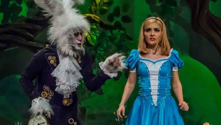 Alicia en el Pa&iacute;s de las Maravillas, obra de teatro en Guatemala | Agosto - Septiembre 2018