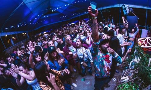 Fiesta de techno de Wizards Collective en el Teatro Delirio Wizards Collective Guatemala (1)