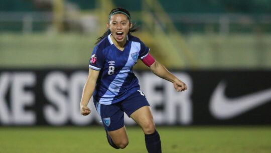 Futbolistas guatemaltecas seguirán con su formación deportiva en Estados Unidos