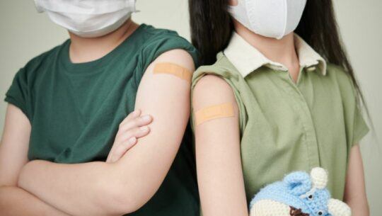 Guatemala recibirá un nuevo cargamento de vacunas Moderna para niños, julio 2022