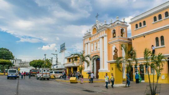 Municipalidad de Villa Nueva da a conocer rutas alternas por suceso en la Calzada Concepción en Guatemala