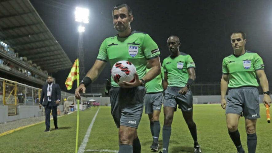 Mario Escobar fue designado para semifinal de ida Motagua vs. Olimpia, Liga Concacaf 2022
