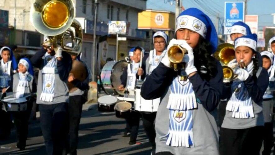 Desfile navide&ntilde;o de bandas en Xela | Noviembre 2022