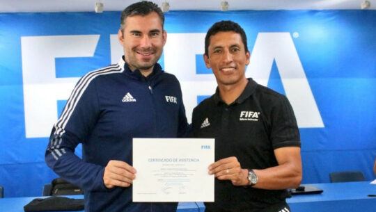 Mario Escobar se reporta listo para su debut en el Mundial de Catar 2022