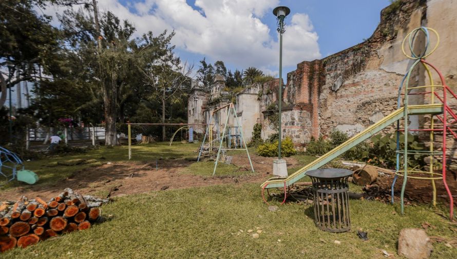 Parque Infantil San Sebastián en Antigua Guatemala