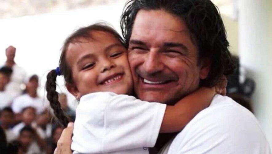 Ricardo Arjona comparte un video exaltando su amor por Guatemala y la emoción ante su concierto en el país