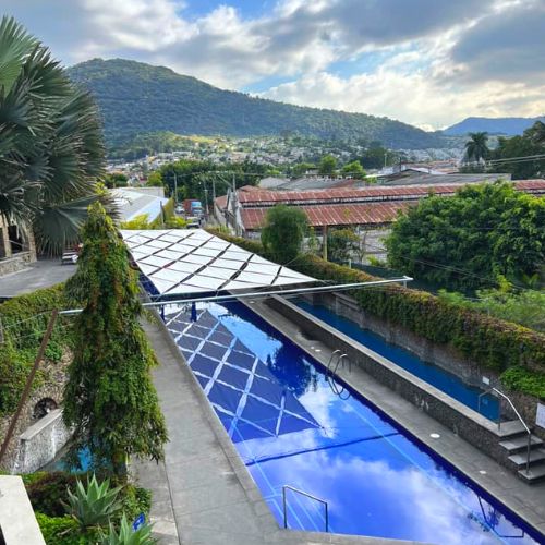 Santa Teresita inaugura un área de piscinas con sombra en Amatitlán
