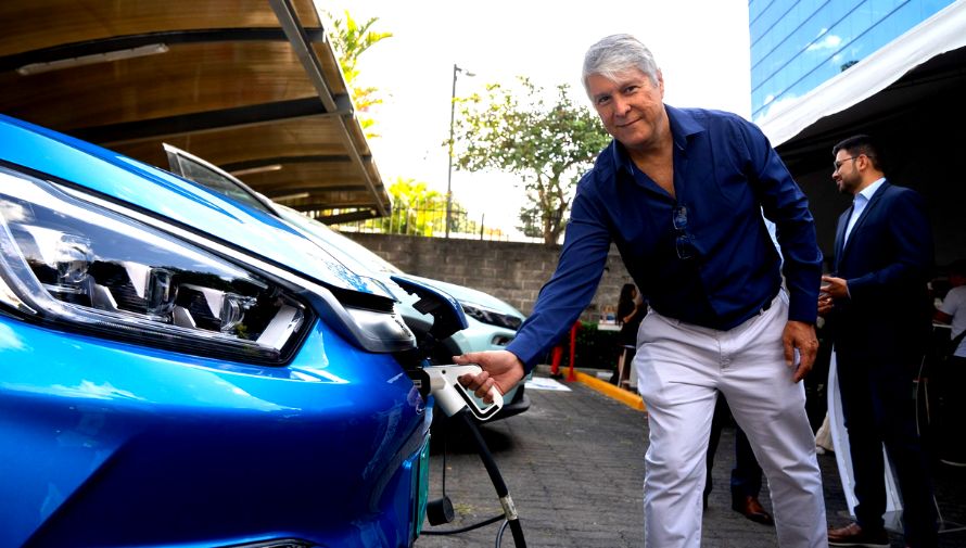 Vehículos eléctricos cruzarán Centroamérica