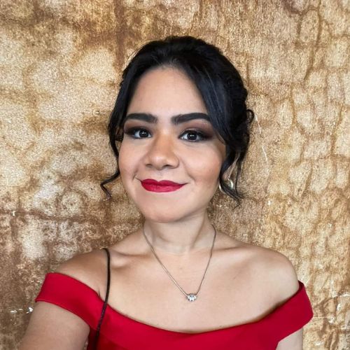 Alejandra Lagffer maquillista profesional sesiones a bajo costo testimonio