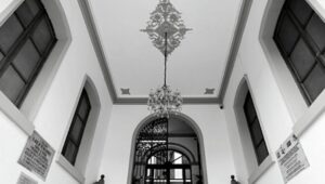 Exposici&oacute;n fotogr&aacute;fica de puertas y ventanas del Centro Hist&oacute;rico | 2023