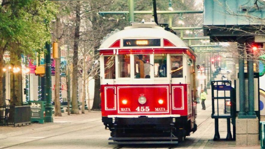 Recorridos navide&ntilde;os en trolley en Ciudad Guatemala | Diciembre 2022