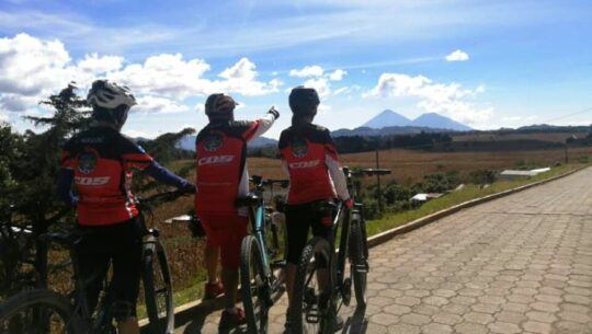 Travesía en bicicleta Patzún-Panajachel