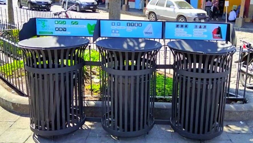 Parques de Antigua Guatemala cuentan con nuevos contenedores para el reciclaje, enero 2023
