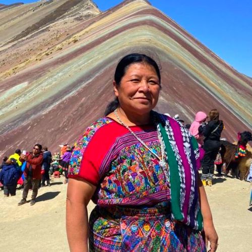 Victoria Cumez, diseñadora guatemalteca que destaca por su arte