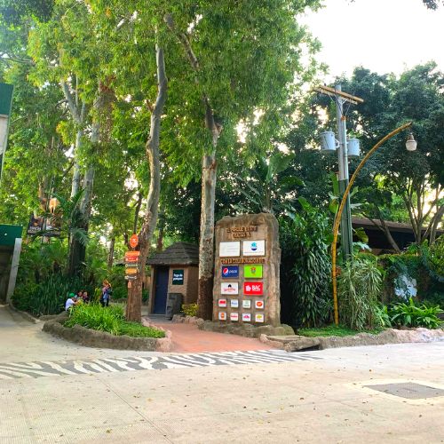 Zoológico La Aurora cuenta con parqueo remodelado para sus visitantes