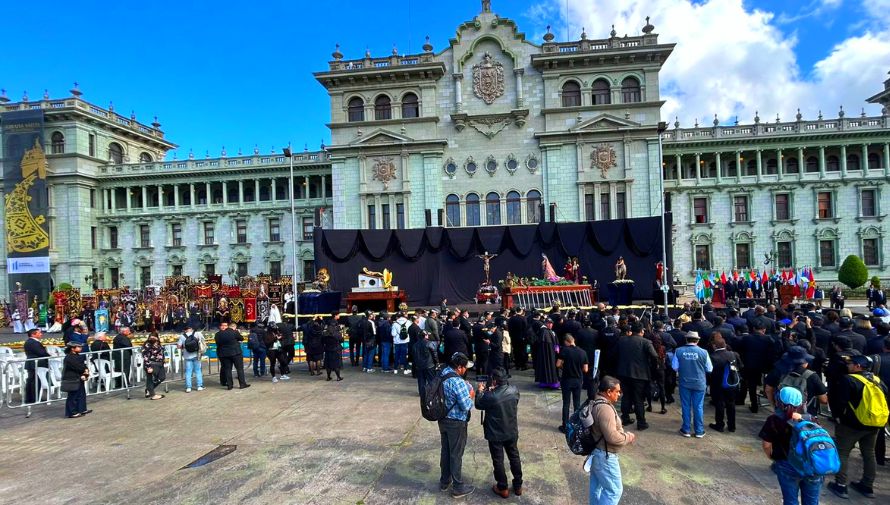 acto de reconocimiento a la Semana Santa de Guatemala como Patrimonio Cultural Inmaterial de la Humanidad por la Unesco