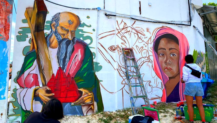 10 Aristas guatemaltecos realizan nuevos murales en la Isla de Flores